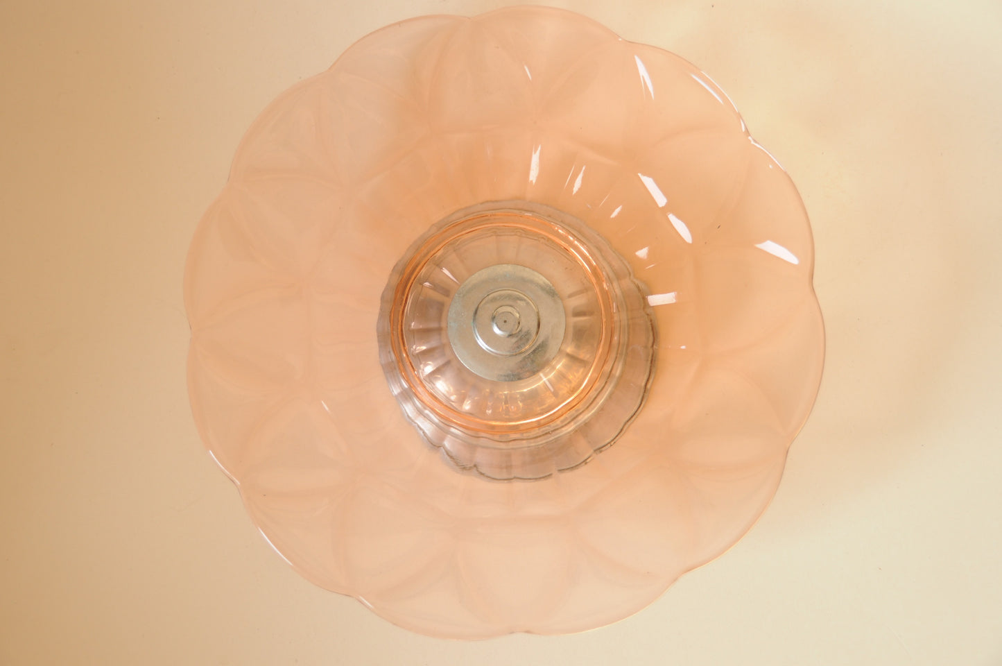 COUPE A FRUITS ART DECO EN VERRE ROSE