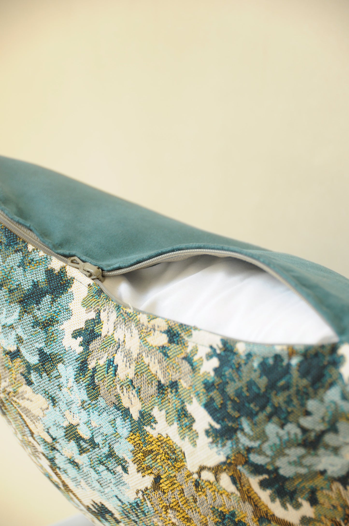 COUSSIN JACQUARD IMPRIMÉ MOTIF FEUILLAGE BLEU VERT