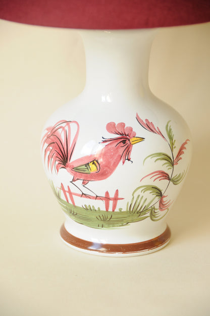 LAMPE DECOR COQ EN CERAMIQUE BLANC ROUGE BORDEAUX