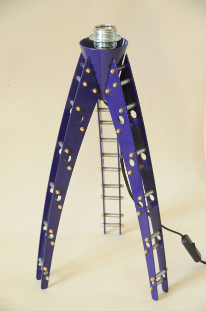 LAMPE MECCANO BLEU ELECTRIQUE ET ABAT JOUR JAUNE